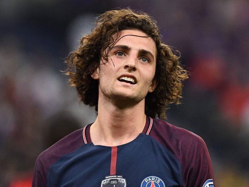 Ibu Rabiot Tuding PSG Sandera Putranya