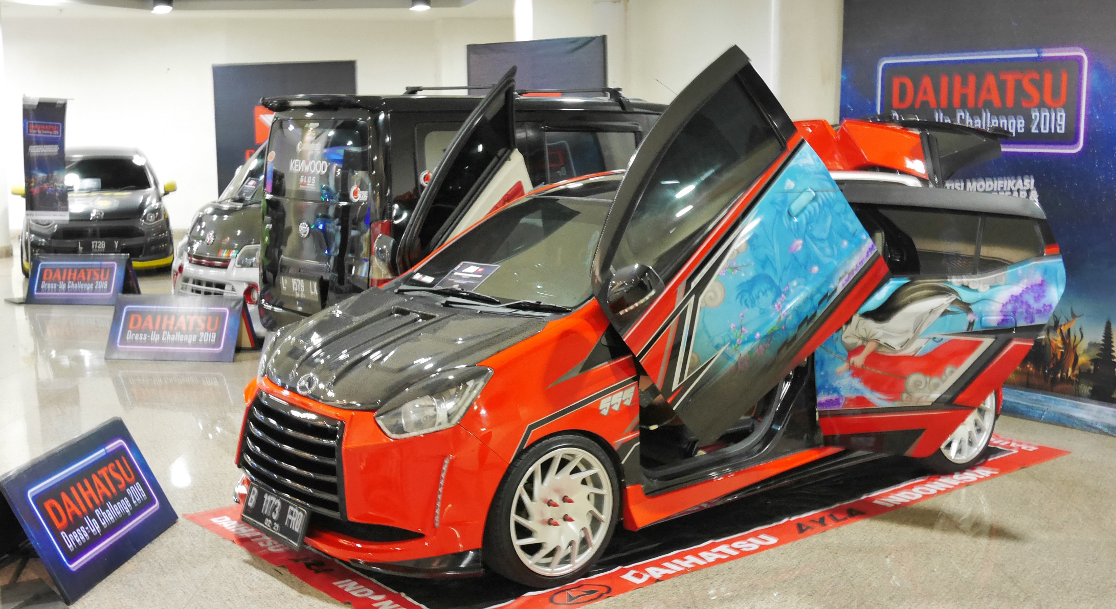 Mobil hasil modifikasi dalam ajang Daihatsu Dress-up Challenge