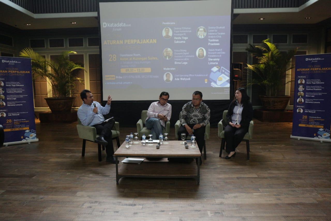 Diskusi tentang Aturan Perpajakan E-Commerce di Jakarta, Kamis (28/3).