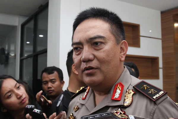 Polisi Ungkap Perempuan yang Bersama Andi Arief