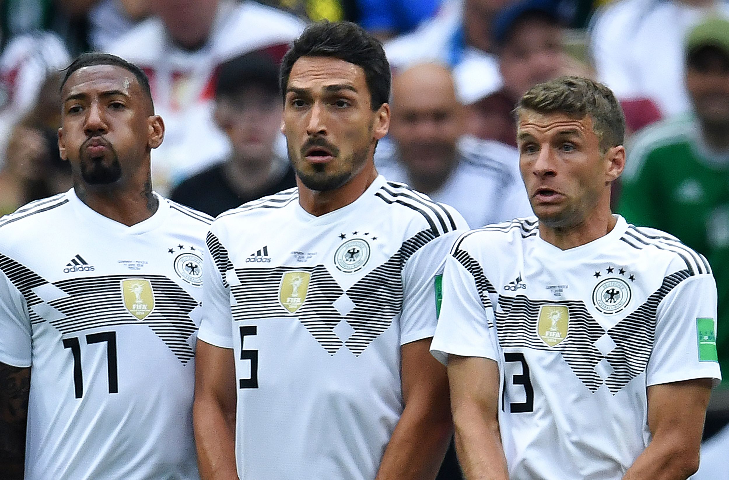 dari kiri ke kanan Jerome Boateng, Mats Hummels, Thomas Mueller 