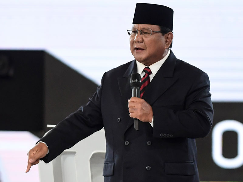  Capres nomor urut 02 Prabowo Subianto mengikuti debat capres putaran keempat di Hotel Shangri La, Jakarta, Sabtu (30/3/2019).
