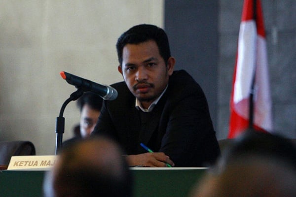 Nursari , Ketua Panwaslu Kota Makassar