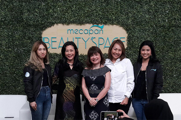 Syifa Alsakina (kanan), Co-Founder dan Chief Marketing Officer Mecapan