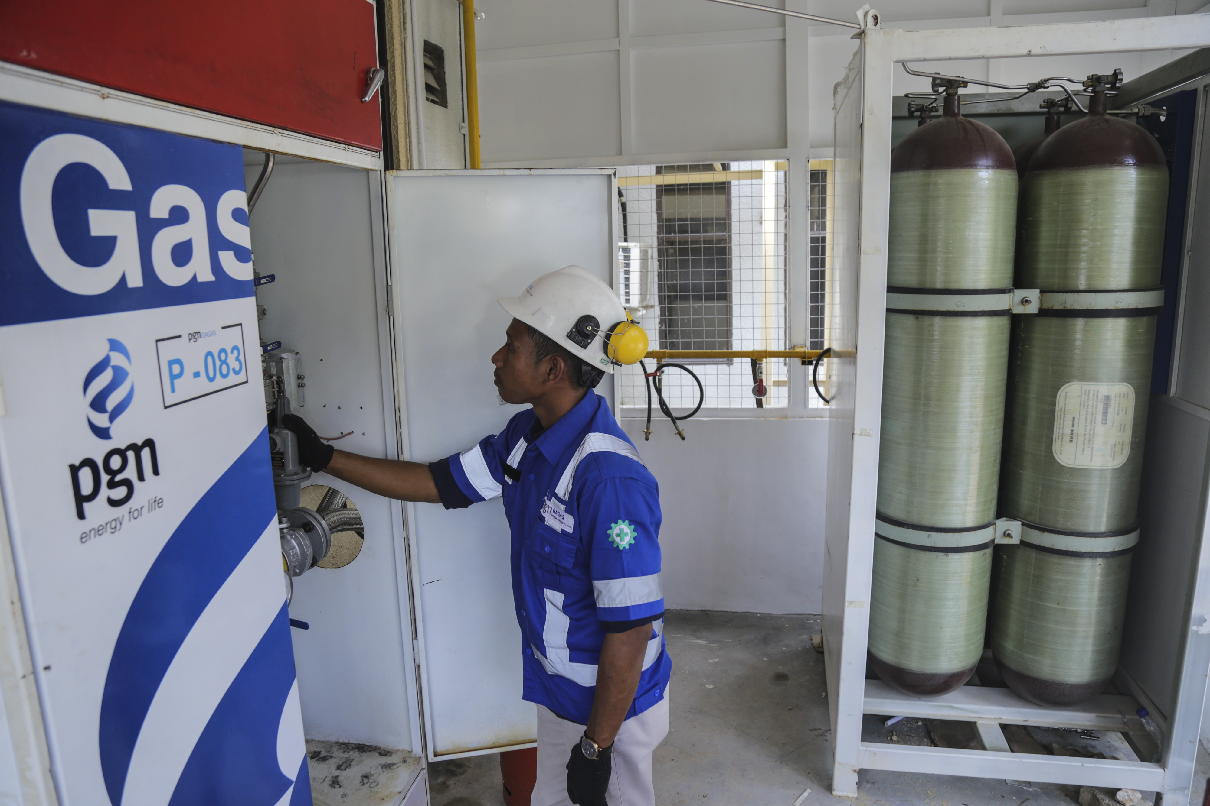 PT PGN Tbk meluncurkan pelayanan Gaslink yang merupakan product Compressed Natural Gas (
