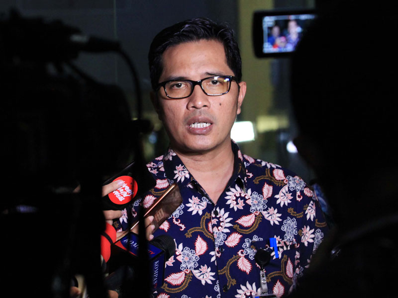 Juru bicara KPK Febri Diansyah menyampaikan keterangan kepada wartawan di Gedung KPK, Jakarta.