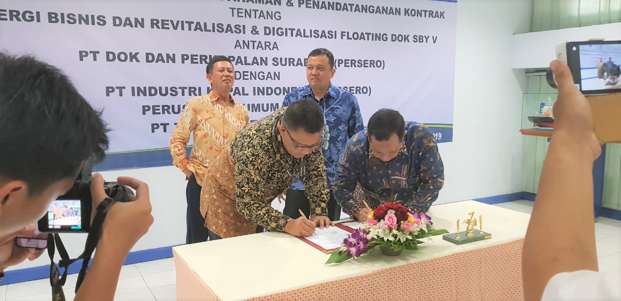 Penandatanganan nota kesepahaman revitalisasi dan digitalisasi floating Dock dengan