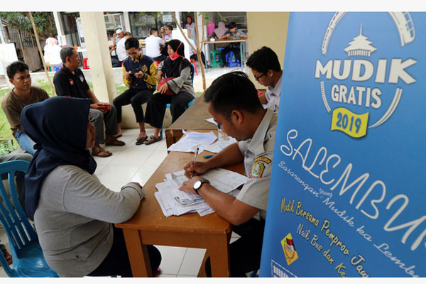 pendaftaran di hari pertama Program Mudik Lebaran Gratis 2019 yang digelar oleh Dinas Perhubungan Provinsi Jawa Barat 