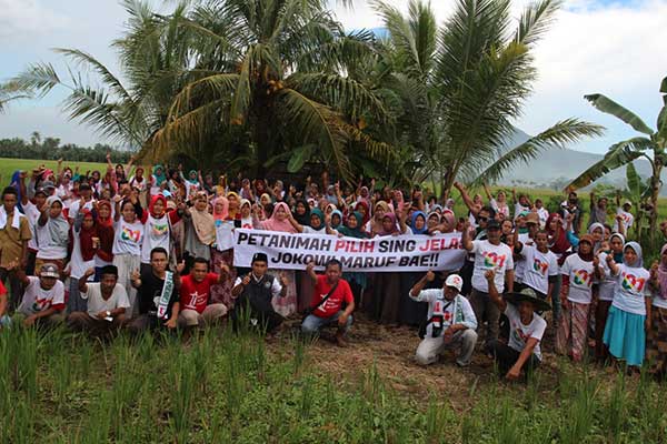 Ratusan petani di Desa Bugel, Kabupaten Serang, Deklarasi dukungannya untuk Joko Widodo–KH Maruf Amin