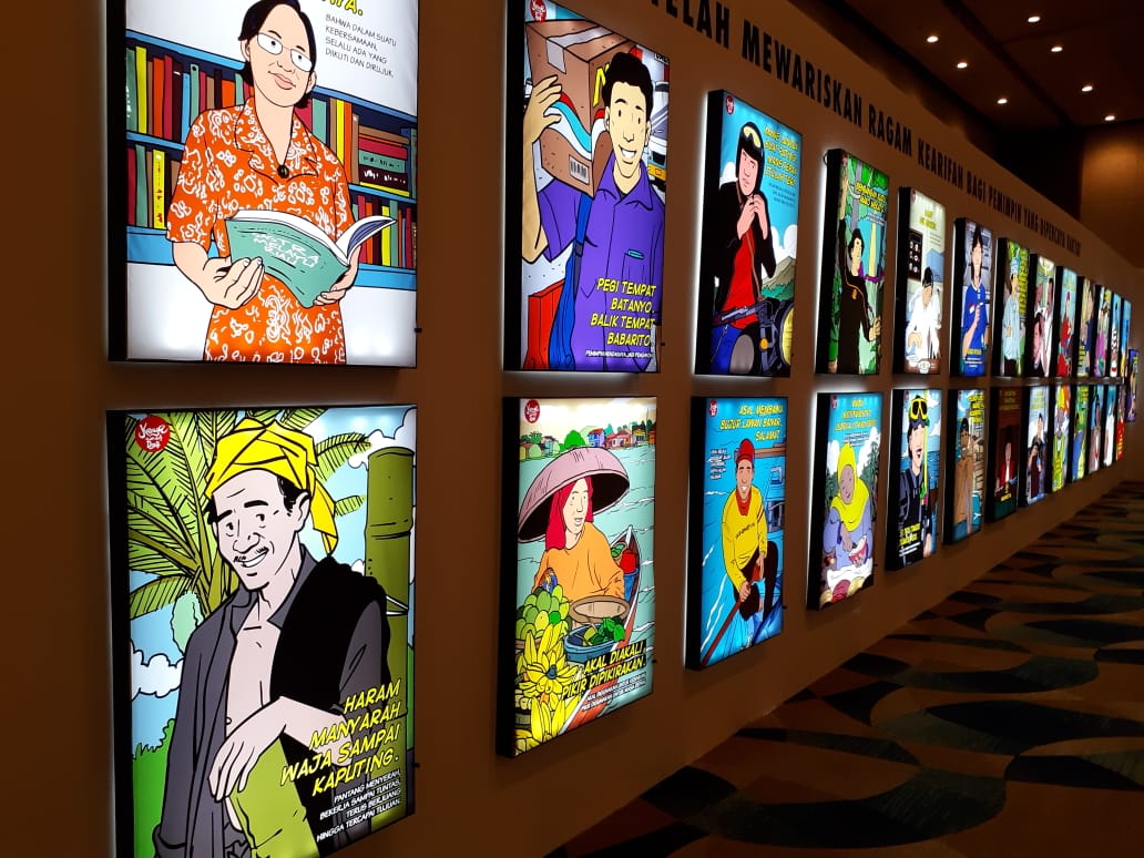 Karya-karya yang berisi pesan positif untuk menyebarkan optimisme dan mempersatukan bangsa di The Hall, Senayan City.