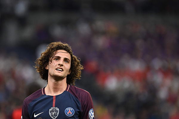 Dugem Pascakekalahan dari MU, Rabiot Diskors
