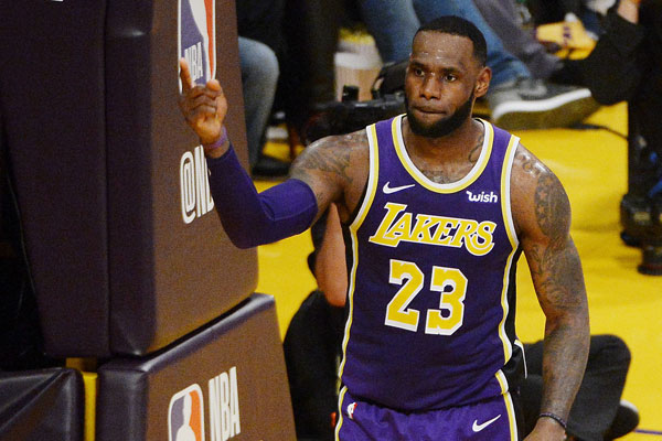 LeBron James Geser Posisi Michael Jordan