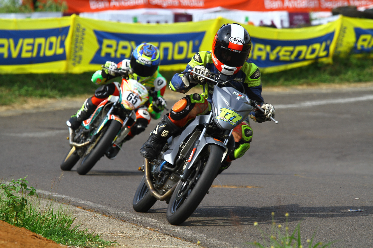 Suasana balapan seri 2 Indclub Championship di Subang, Jawa Barat, pekan lalu