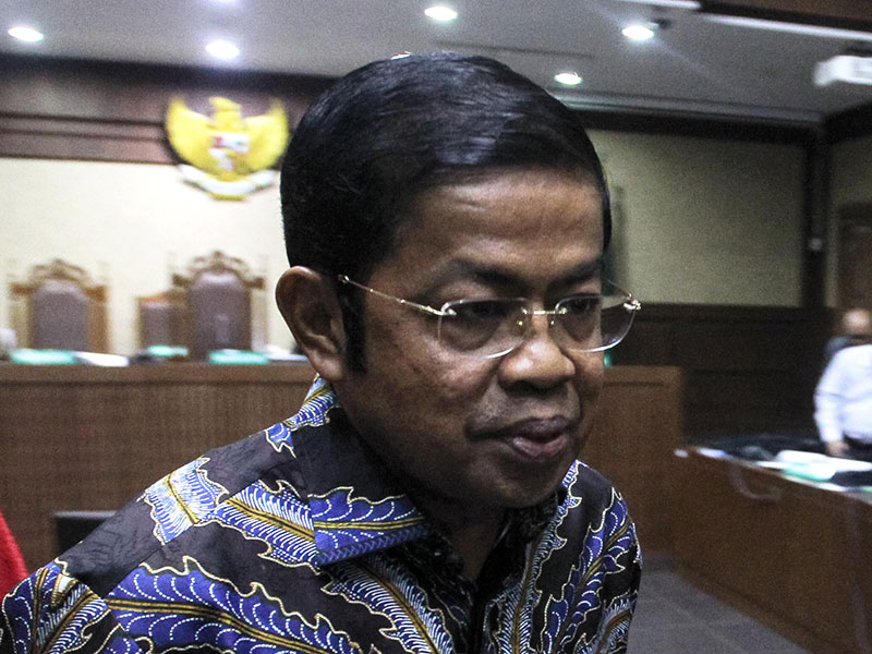  SIDANG TIPIKOR IDRUS MARHAM: Mantan Menteri Sosial Idrus Marham meninggalkan ruang sidang seusai menjalani persidangan dalam perkara suap terkait proyek PLTU Riau-1 di ruang Sidang Pengadilan Tipikor, Jakarta, Selasa (12/3).