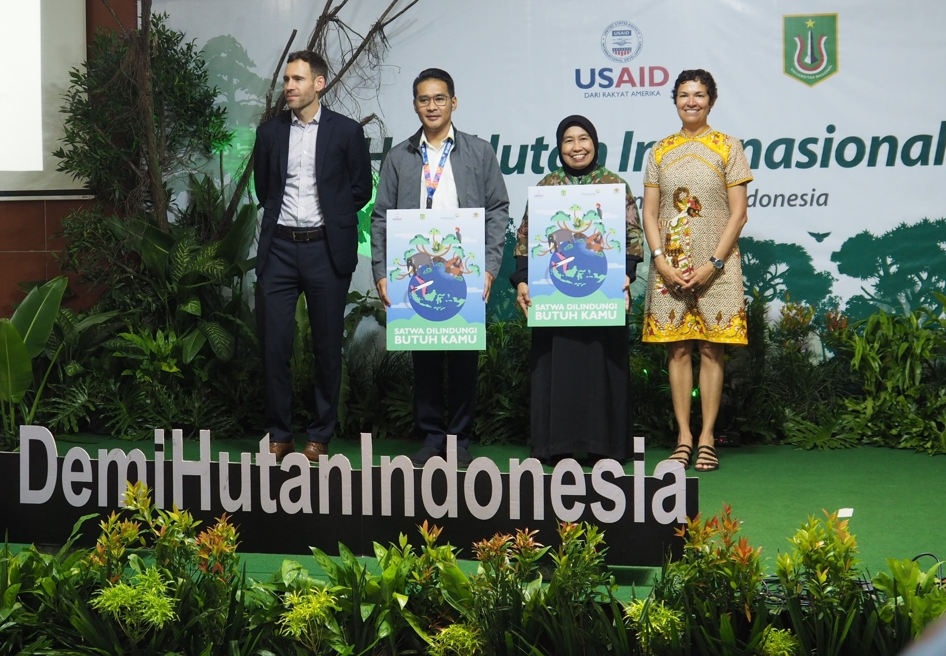 Peringatan Hari Hutan Internasional 2019 oleh USAID dan Universitas Nasional di Jakarta, Senin (25/3).