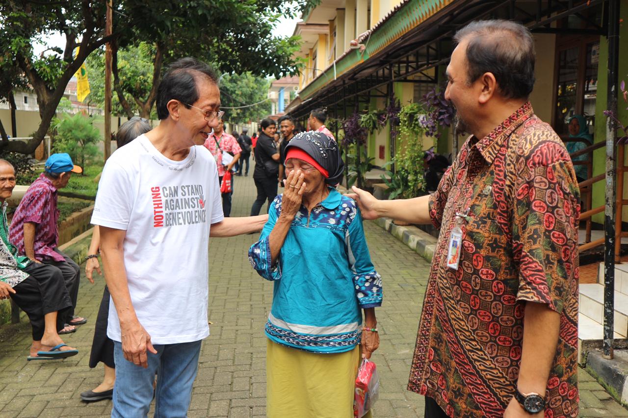 Suasana Panti Jompo Tresna Budi Mulia 1, Ciracas, Jakarta Timur.