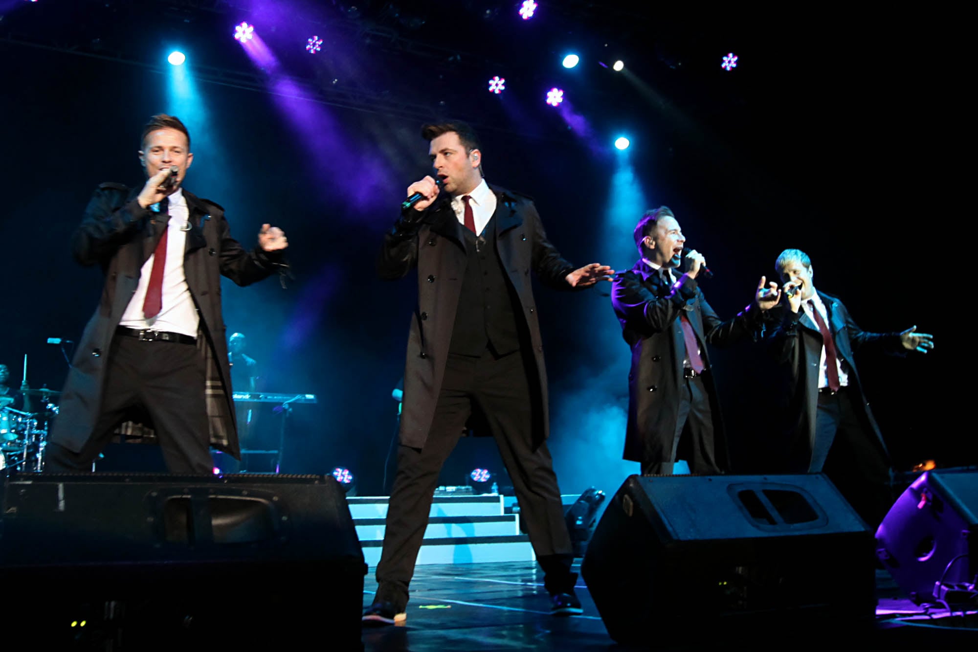 Westlife saat tampil di Jakarta pada 2011