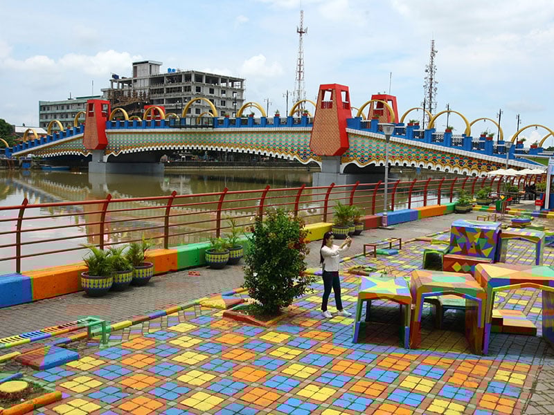 Pemkot Tangerang Rapikan Bantaran Sungai