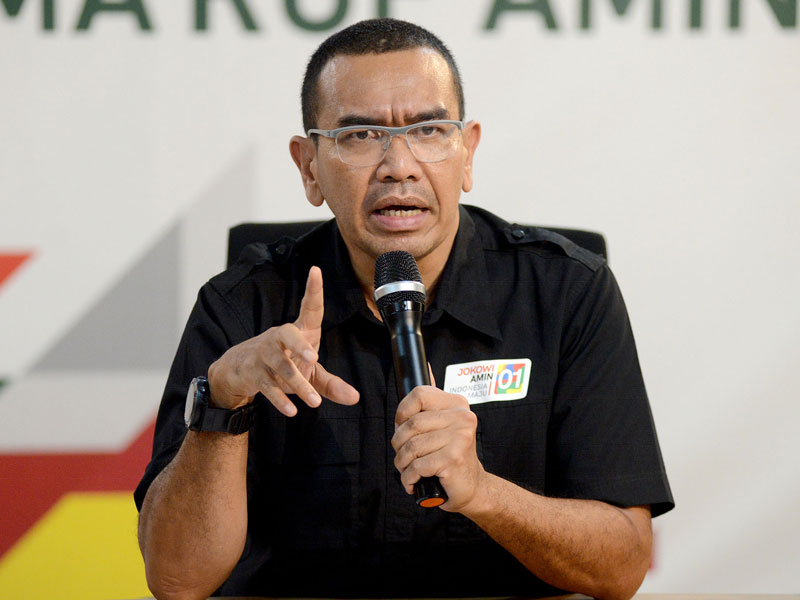 uru bicara Tim Kerja Nasional (TKN) Jokowi-Amin Arya Sinulingga.