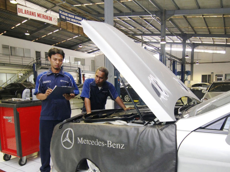 MERCEDES-BENZ KEMBALI GELAR NATIONAL SERVICE WEEKS