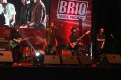  Enam band terbaik dipilih untuk menyanyikan lagu mereka di atas panggung utama Brio Music Project Festival.
