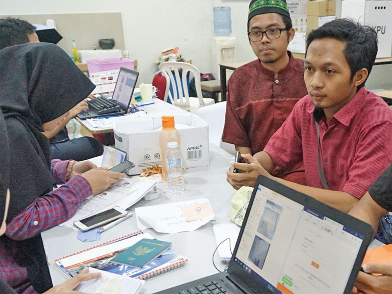 Mahasiswa asal Indonesia yang belajar di Islamic International University Malaysia (IIUM) mendaftarkan diri sebagai pemilih Pemilu 2019.