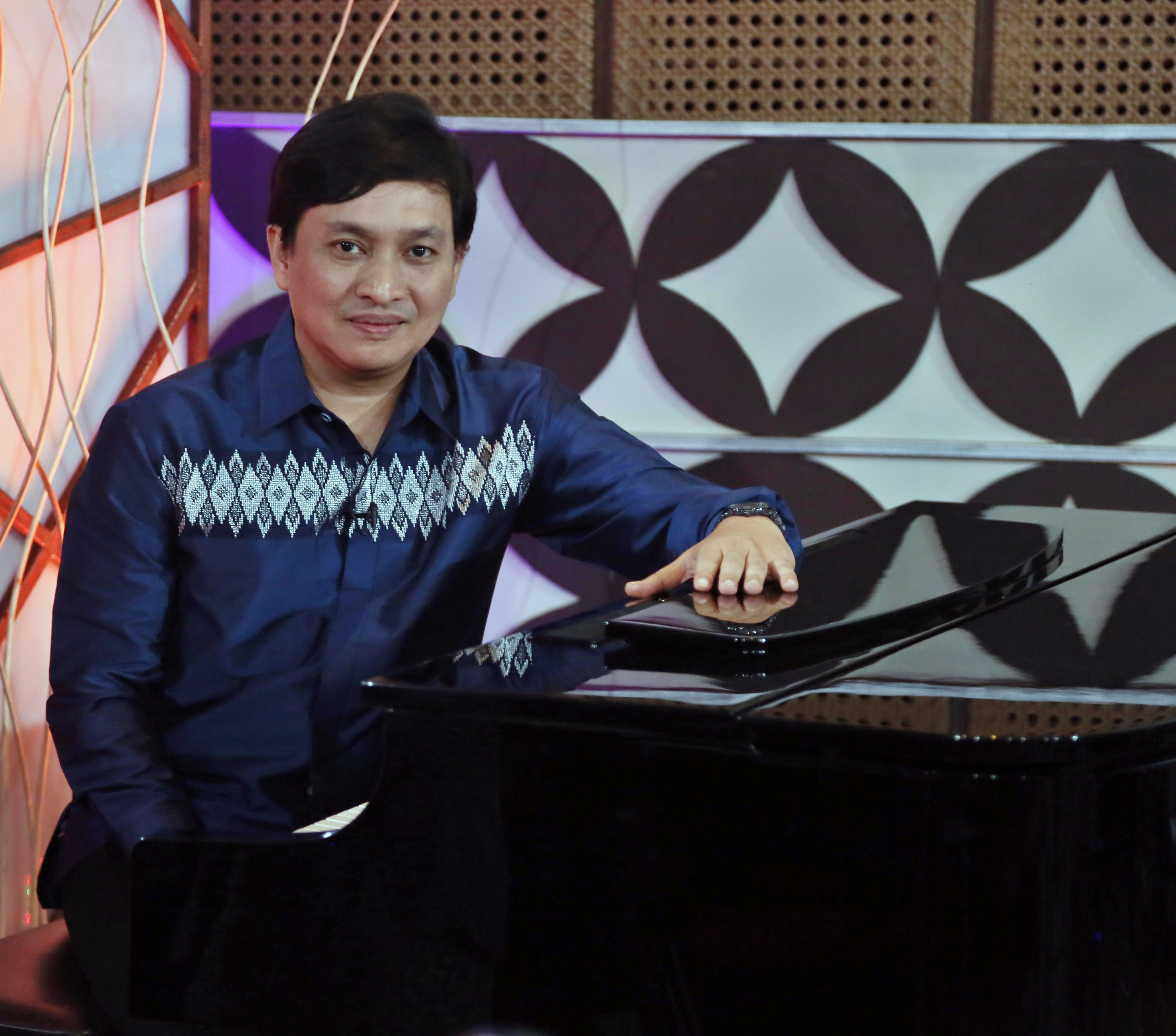 Komposer  musik Yovie Widianto