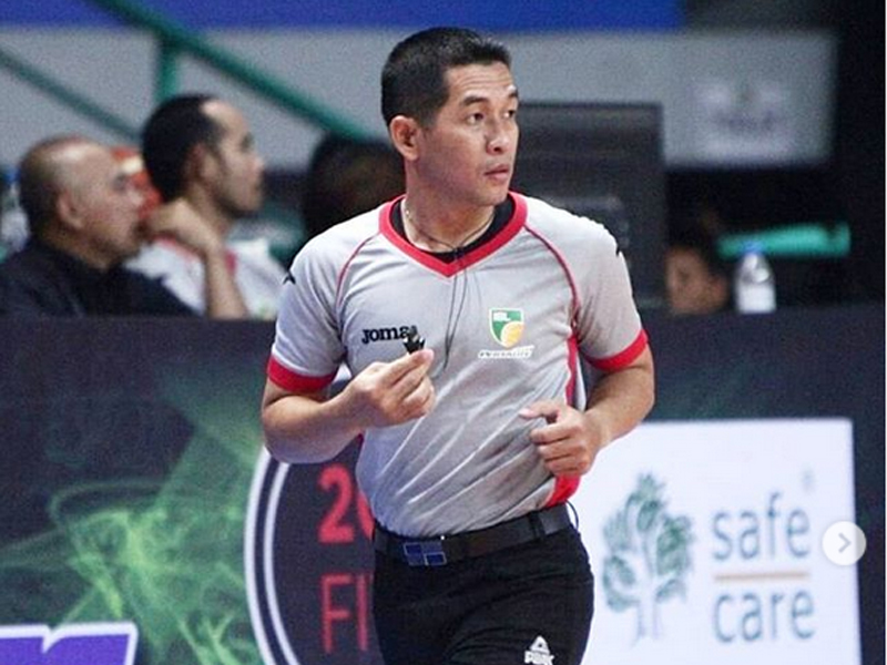 Wasit bola basket Harja Jaladri.