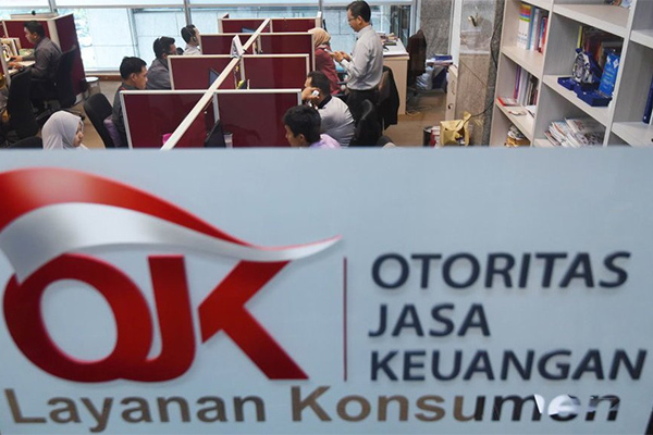 Suasana aktivitas di kantor OJK