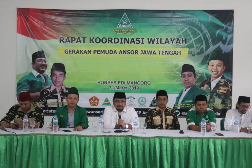 Ketua Umum PP GP Ansor Yaqut Cholil Qoumas memberikan pengarahan Rakorwil GP Ansor Jawa Tengah di Ponpes Edi Mancoro, Kabupaten Semarang