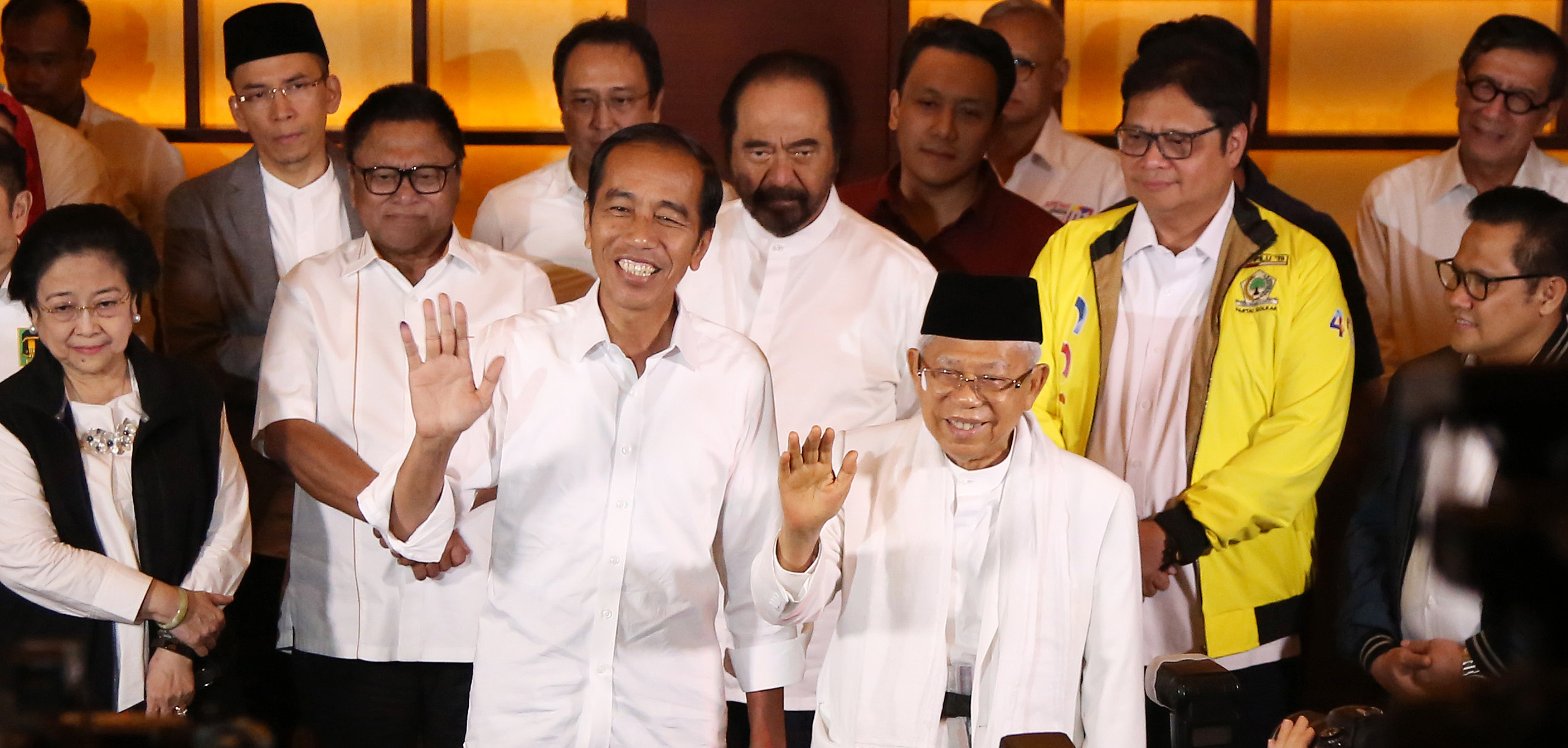 Calon Presiden dan Wakil Presiden Joko Widodo-Ma'ruf Amin saat menyikapi hasil quick count Pilpres 2019