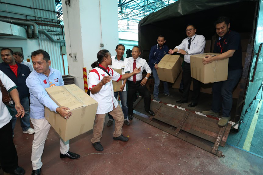 PPLN Kuala Lumpur untuk pertama kali melakukan pengiriman surat suara Pemilu 2019 untuk WNI di wilayah Kuala Lumpur.