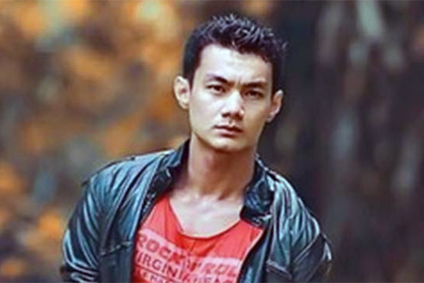 Artis FTV sekaligus DJ Agung Saudaga diciduk petugas Polda Metro Jaya, Selasa (9/4) dini hari.