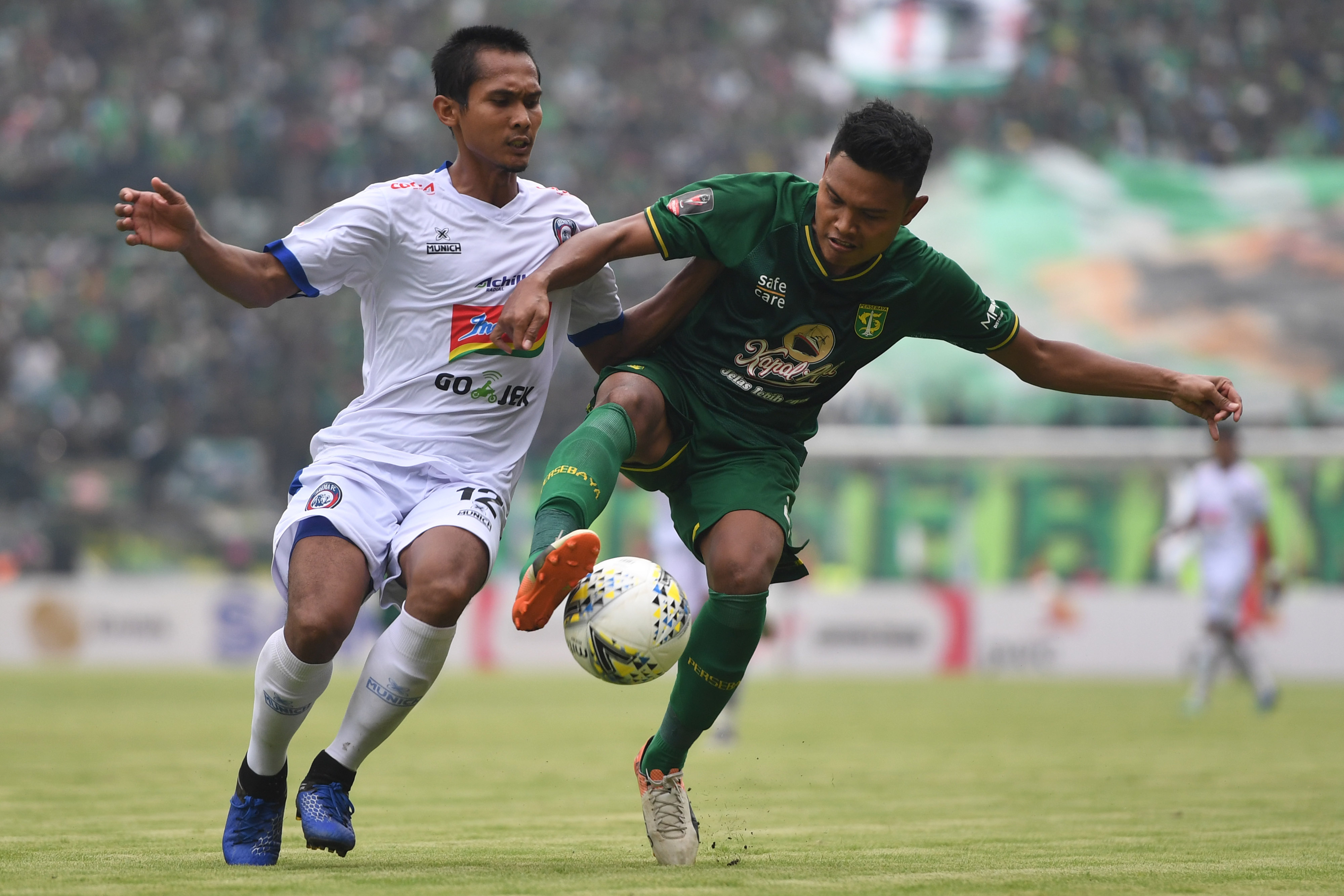 Laga final leg pertama Piala Presiden 2019 yang mempertemukan Persebaya Surabaya dan Arema FC