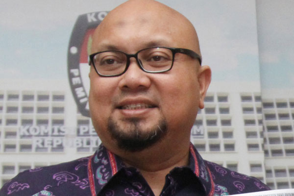 KOMISIONER Komisi Pemilihan Umum (KPU) Ilham Saputra 