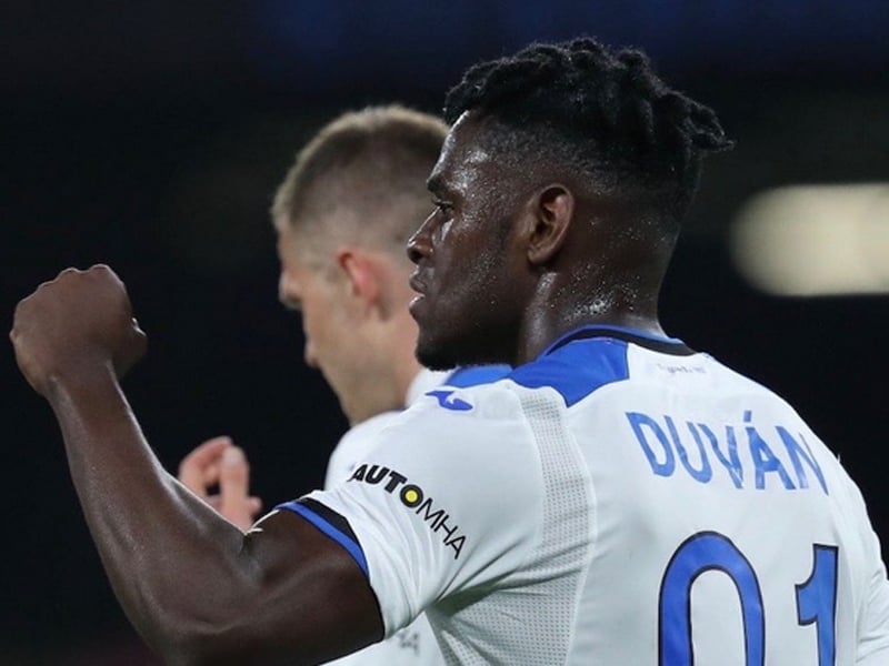 Pencetak gol Atalanta Duvan Zapata bereaksi seusai laga melawan Napoli.