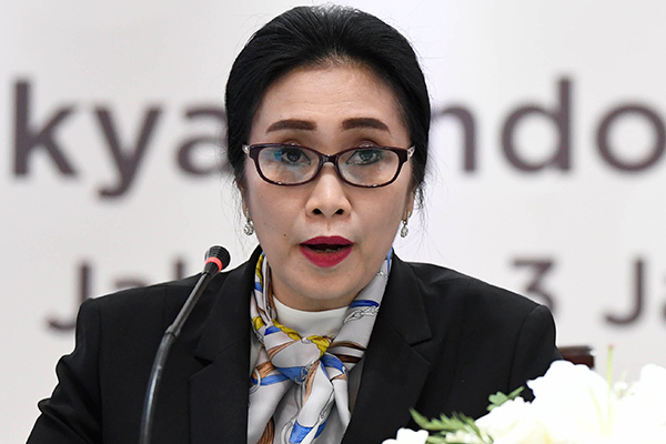 Direktur Konsumer BRI Handayani.