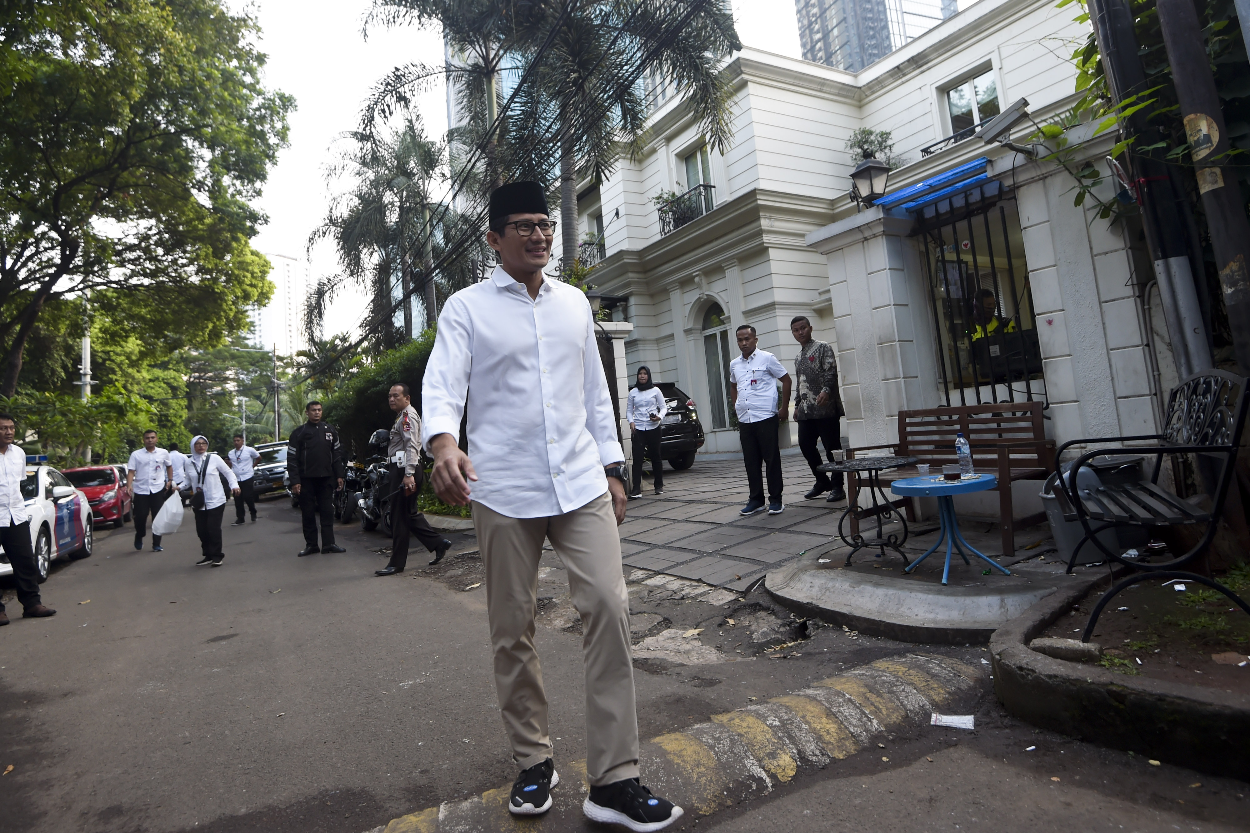 Cawapres nomor urut 02 Sandiaga Uno