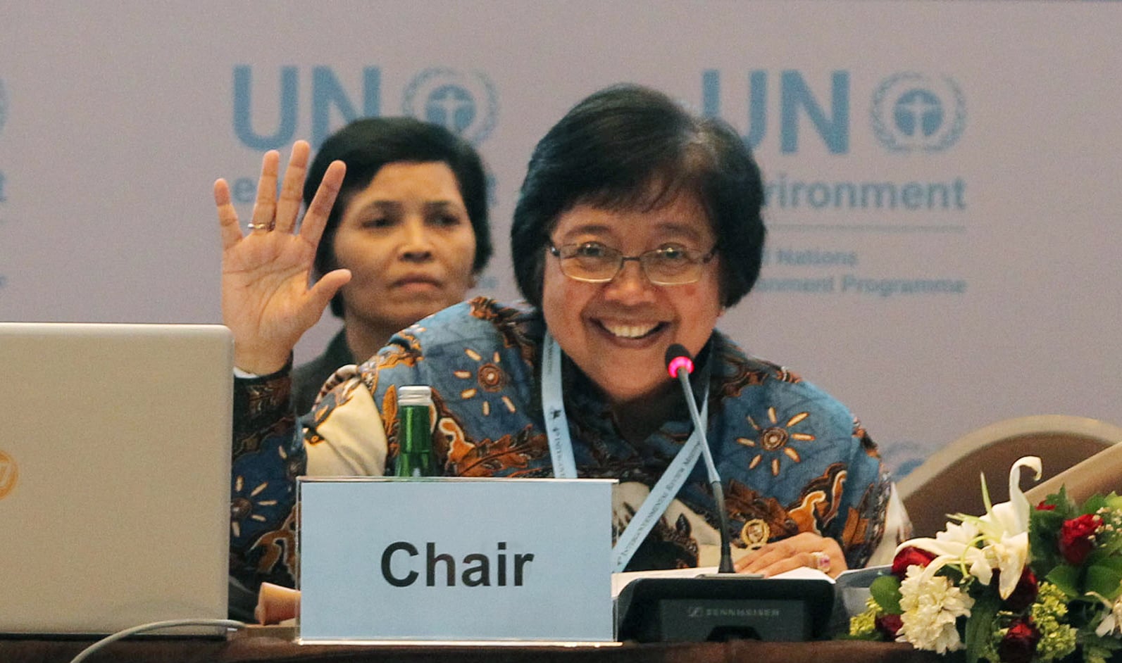 Menteri Lingkungan Hidup dan Kehutanan Siti Nurbaya