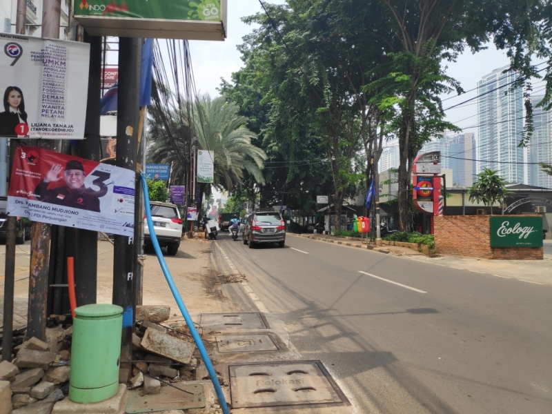 trotoar di jalan kemang