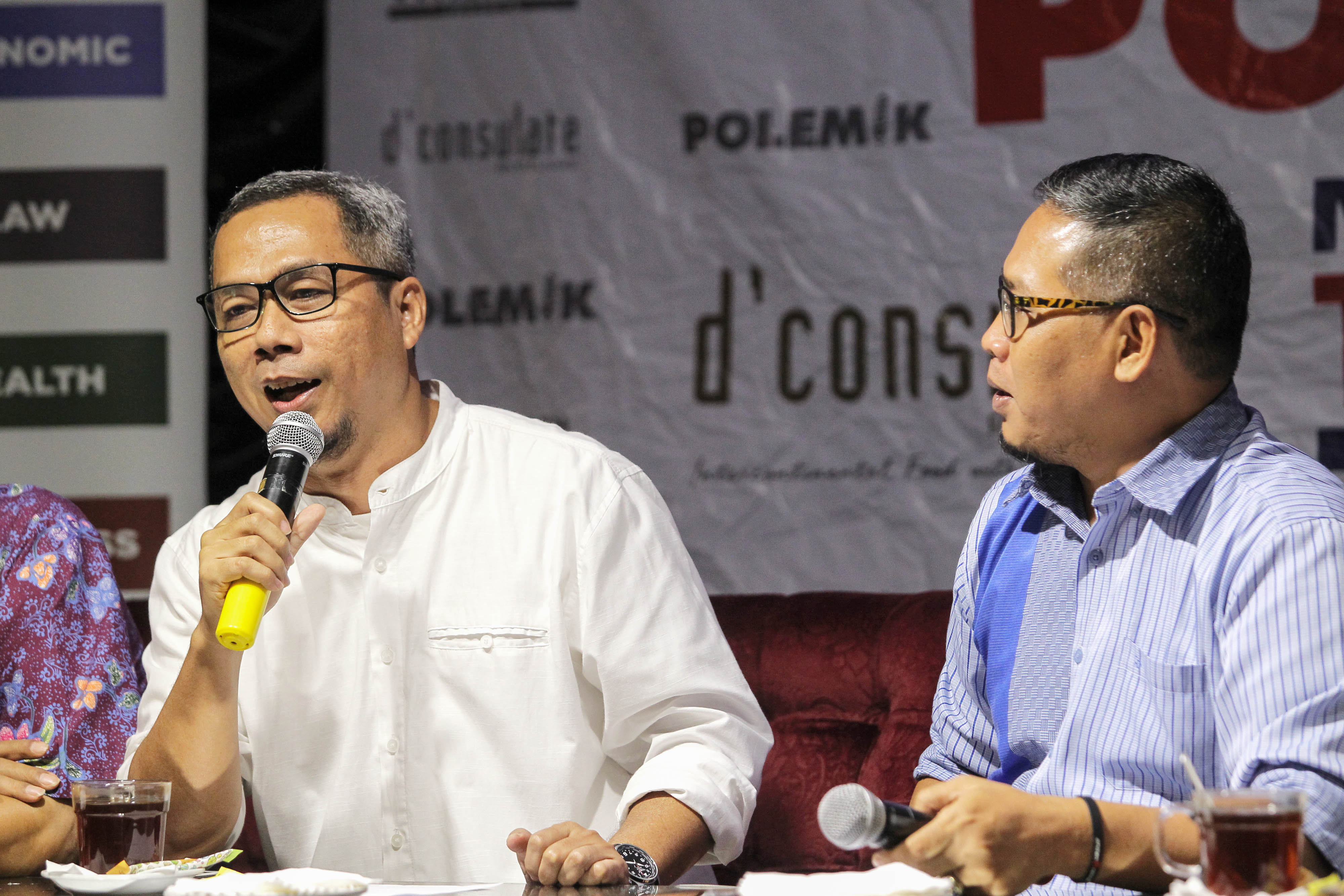 Direktur Komunikasi TKN Jokowi-Amin Usman Kansong di Jakarta, Sabtu (6/4)