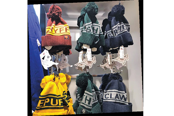 Salah satu bisnis yang dijalani oleh Jenny dan Bellina