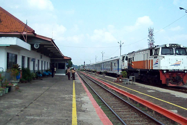 Stasiun Karawang