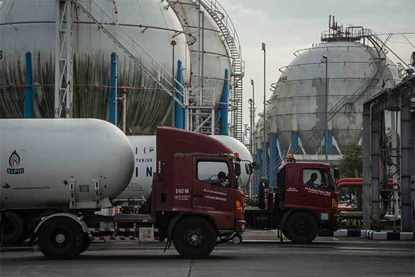 Truk pengangkut LPG atau 
