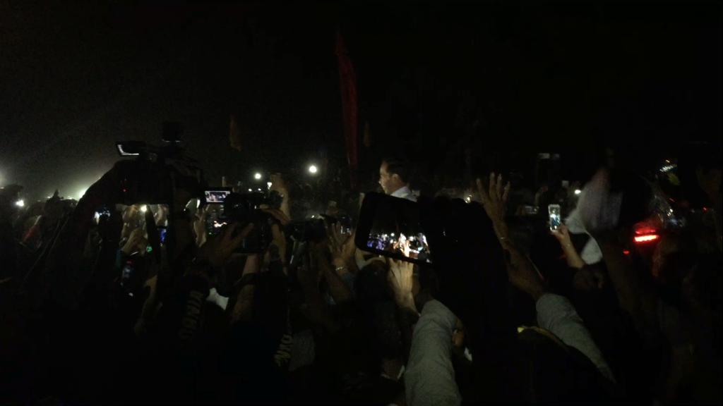 Warga Papua Barat Tumpah Ruah Sambut Jokowi