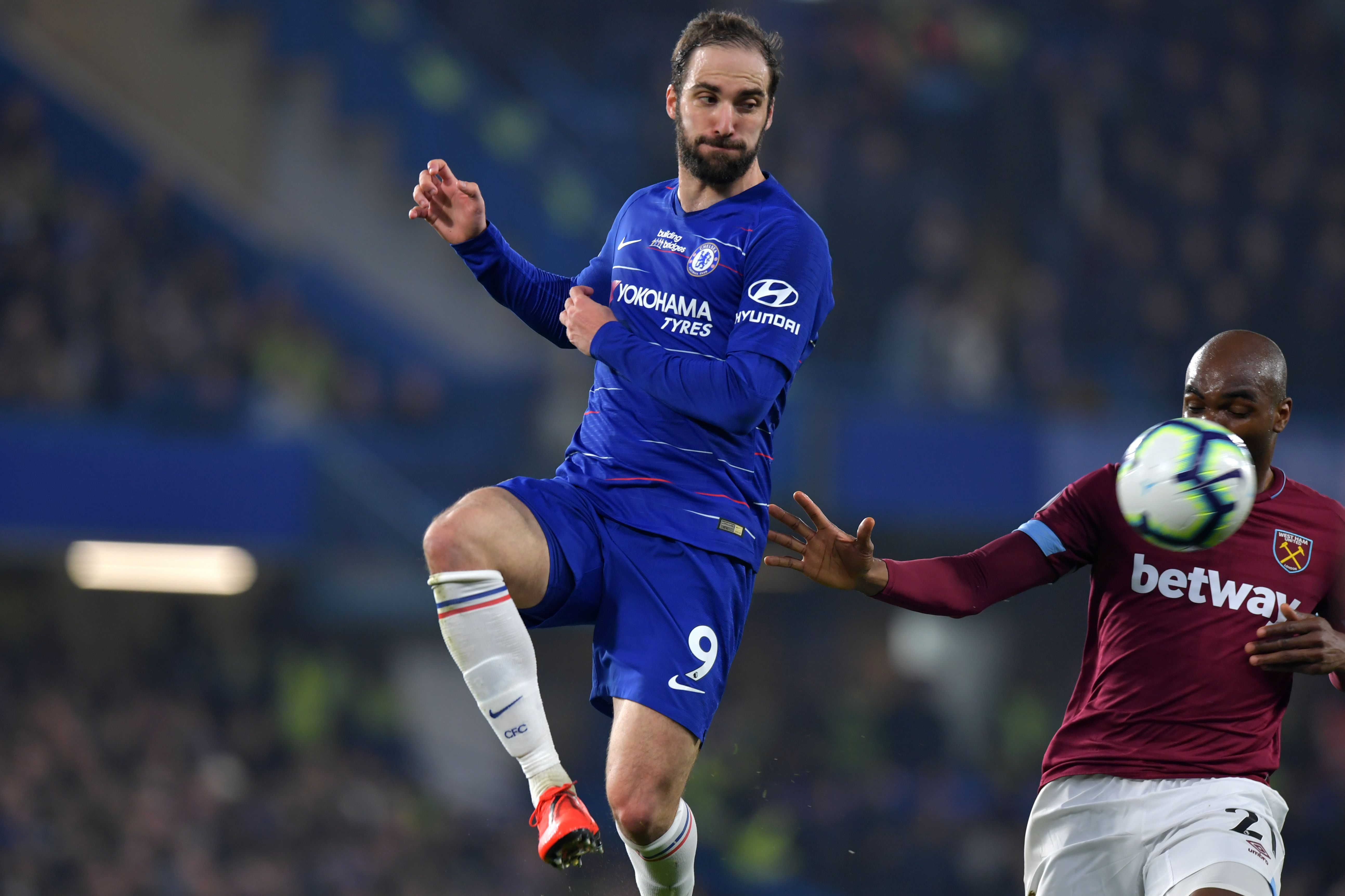 Higuain Berharap Dipermanenkan Chelsea