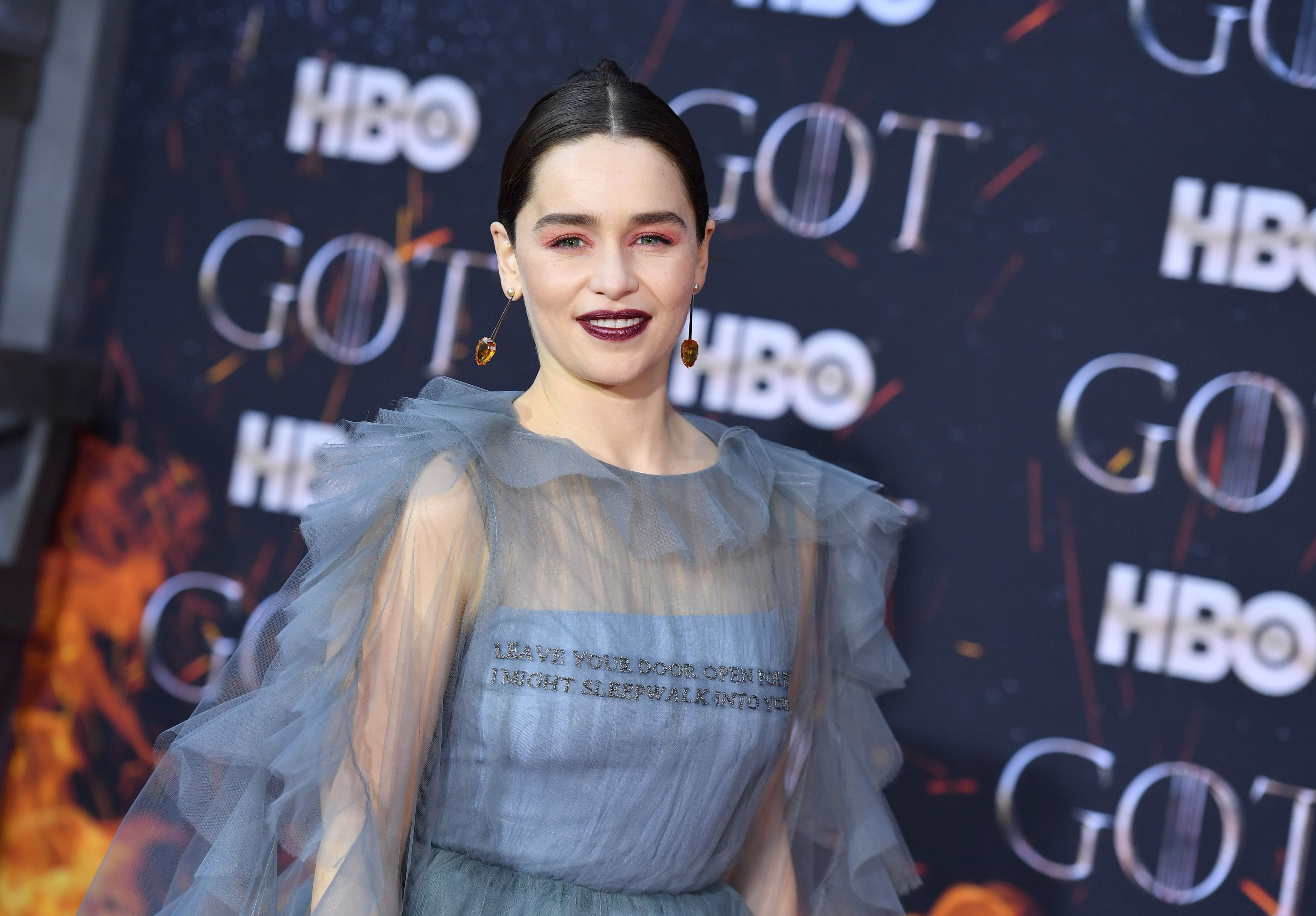 Emilia Clarke Berjuang Aktifkan Otak