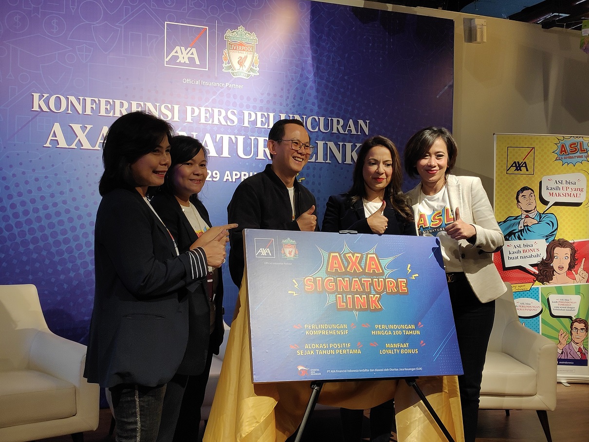 Peluncuran AXA Signature Link dan AXA Experience Zone di Jakarta, Snein (29/4)