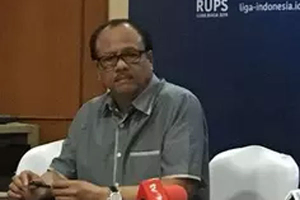 Direktur Utama PT LIB, Dirk Soplanit.