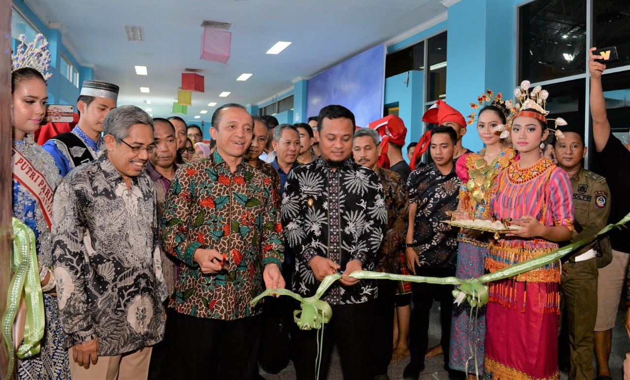 Sekjen KLHK Bambang Hendroyono didampingi Wagub Sulses Andi Sulaiman Sudirman saat membuka IEF 2019